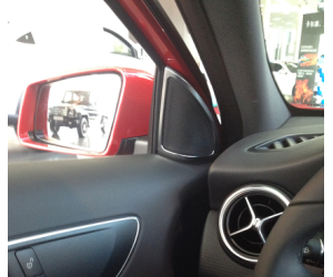 Chromový rámeček reproduktoru ve dveřích Mercedes Benz A W176/GLA X156