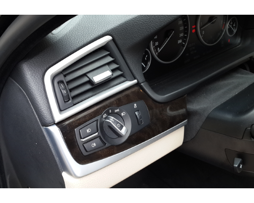 Chrom rámeček ventilace na palubce BMW 5 F10/F11