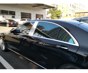 Ozdobné lišty středových sloupků Mercedes Benz E W213 (2017-2020)