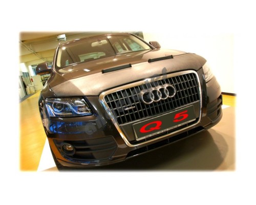 Audi Q5 (2008-2012) – kožený kryt kapoty (vzhled carbon)