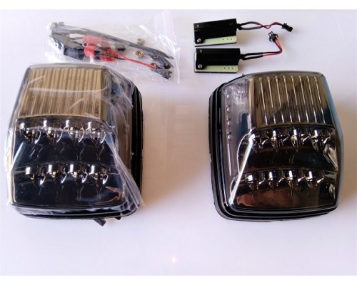 Mercedes Benz G (W463) – LED dynamické blinkry tmavé