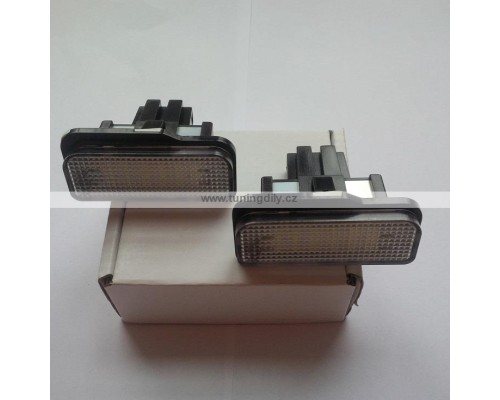 LED osvětlení SPZ Mercedes Benz W203 kombi / W211 (konektor)