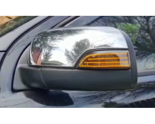 LED dynamické blinkry do zpětných zrcátek Ford Ranger T6/T7/T8 - zatmavené