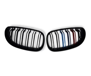 Maska BMW 5 E60/E61 – černá lesklá trikolora, styl M5