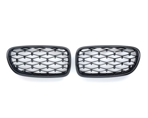 Maska BMW 5 F10/F11 - černá lesklá (diamant)