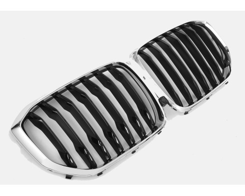 Maska BMW X5 G05 – černá s chromovým rámečkem (single)