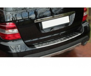 Nerezová ochranná lišta na nárazník Mercedes Benz ML (W164) - lesklá