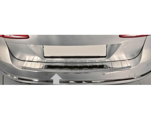 Nerezová ochranná lišta na nárazník Volkswagen Golf 6 kombi (2008–2012)