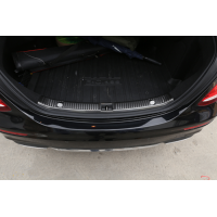 Kufrová lišta Mercedes Benz E W213 (2020+) černá matná