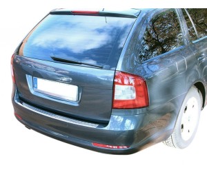 Nerezová ochranná lišta na nárazník Škoda Superb 2 / Octavia 2