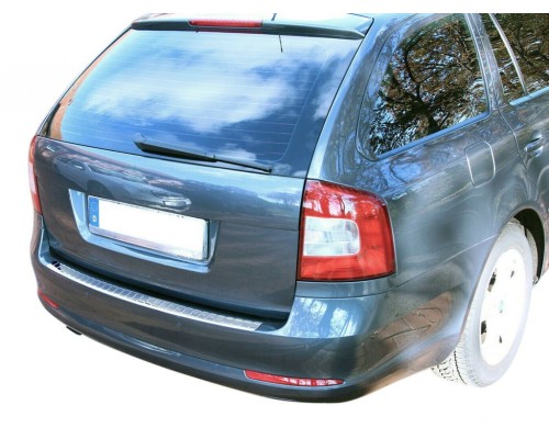 Nerezová ochranná lišta na nárazník Škoda Superb 2 / Octavia 2