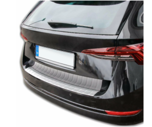 Nerezová ochranná lišta na nárazník Škoda Octavia 4 - matná