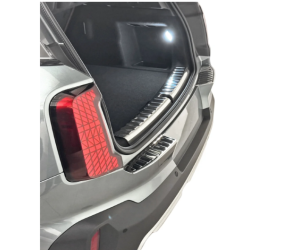 Nerezová ochranná lišta na nárazník a do kufru Mini Countryman U25 - lesklá