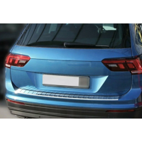 Nerezová ochranná lišta na nárazník Volkswagen Tiguan 2 (lesklá)