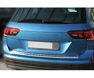 Nerezová ochranná lišta na nárazník Volkswagen Tiguan 2 (lesklá)