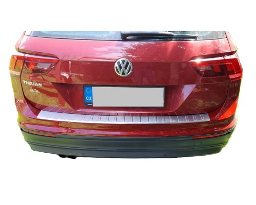 Nerezová ochranná lišta na nárazník Volkswagen Tiguan 2 (matná)