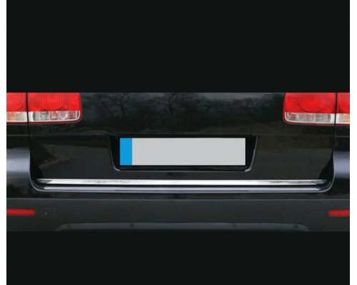 Nerezová lišta na hranu zadních dveří Volkswagen Touareg (2002-2010)