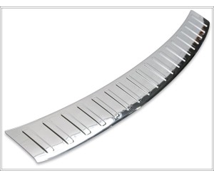 Nerezová ochranná lišta na nárazník Mercedes Benz GLC lesklá