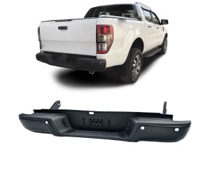 Zadní nárazník Ford Ranger (2012-2021) - černý, s otvory pro PDC
