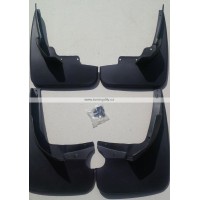 Zástěrky, lapače nečistot Mercedes Benz ML W164 (verze bez loga)