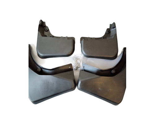 Zástěrky, lapače nečistot Mercedes Benz GLK (verze s bočními nášlapy)